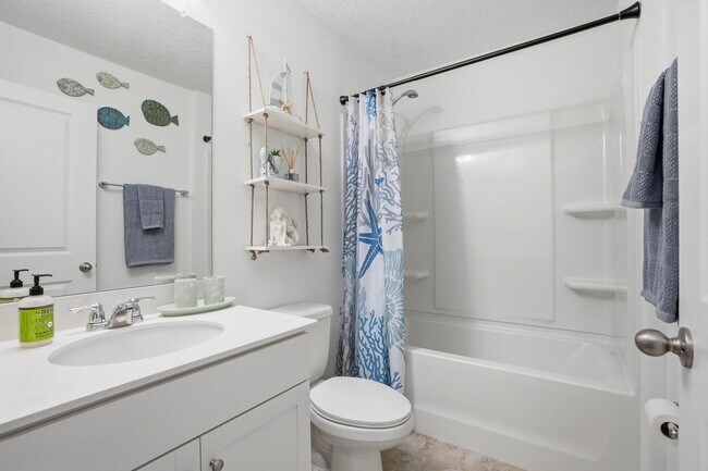 Building Photo - 5043 Big Pine Dr