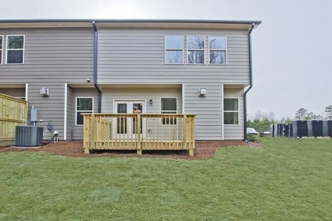 Building Photo - 1476 Lanier Vista Dr