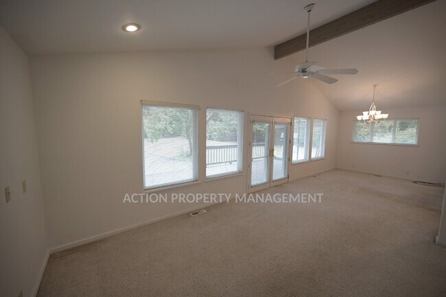 Building Photo - 3 bed 2.5 bath home in a private country setting, close to town. All new luxury vinyl plank floor...