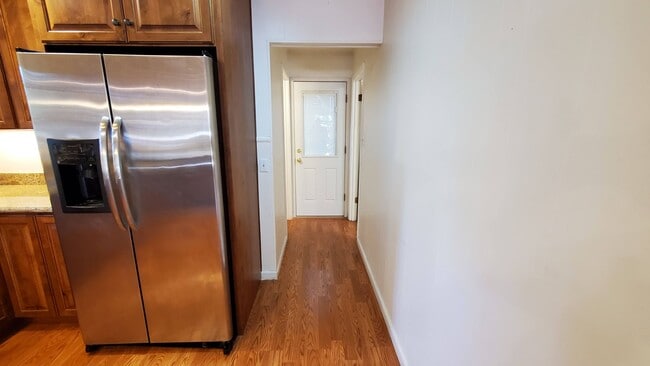 Building Photo - LONG-TERM RENTAL: Great Cedar Flat Home wi...