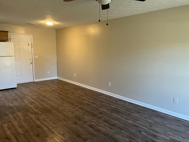 Building Photo - 24 Crosswinds Rd