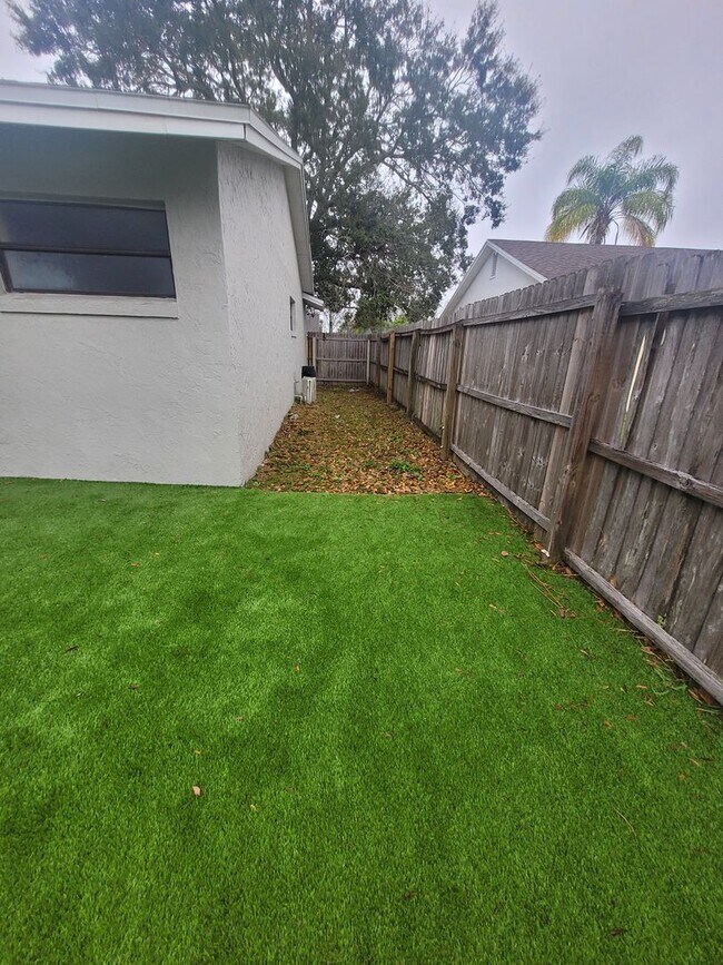 Building Photo - Spacious 3 bed 2 bath home in Kissimmee