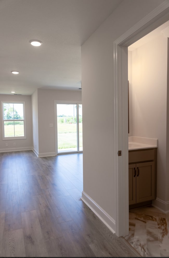 Building Photo - 484 Ayden Ln
