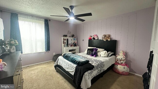 Building Photo - 8111 Brown Ct