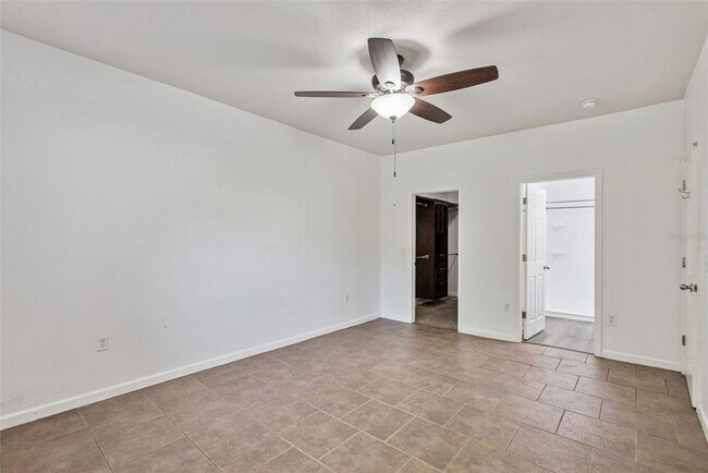 Building Photo - 311 W Lewis Ave