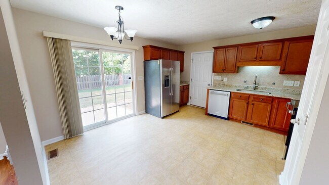 Building Photo - 4 Bedroom Gem Less Than 30 Minutes from Fort Bragg!