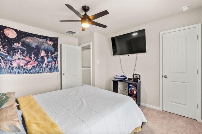 Building Photo - 2519 Steelhead Dr