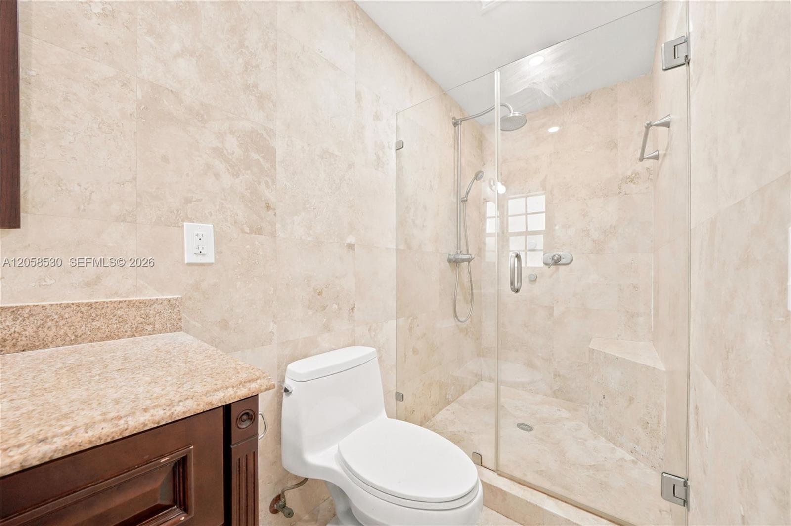 Building Photo - 2301 Tequesta Ln