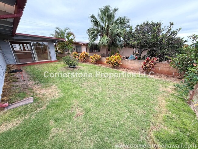 Building Photo - 1558 Hoonipo St