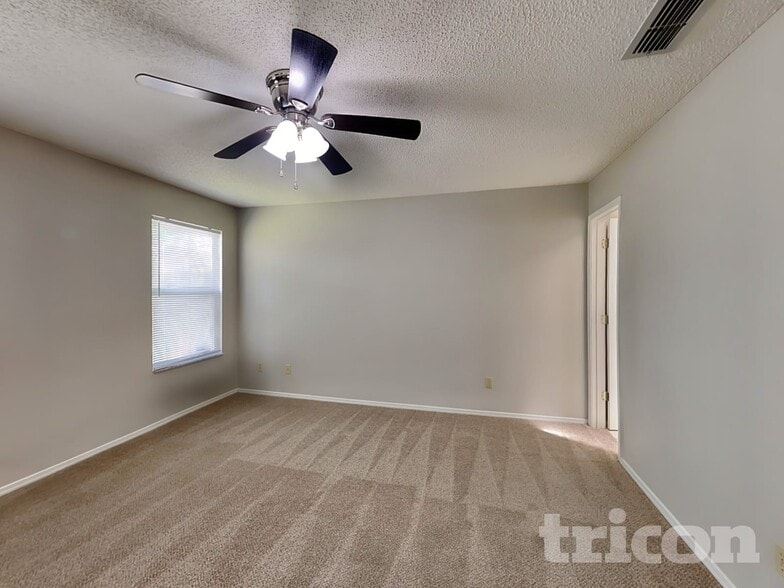 Building Photo - 8384 Argyle Corners Dr