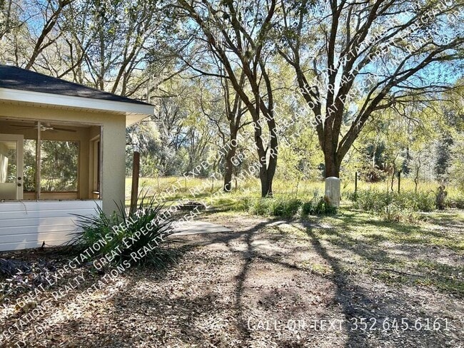 Building Photo - 4 Locust Run