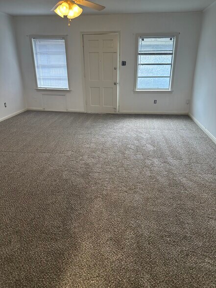 Building Photo - 1229 Brockenbraugh Ct
