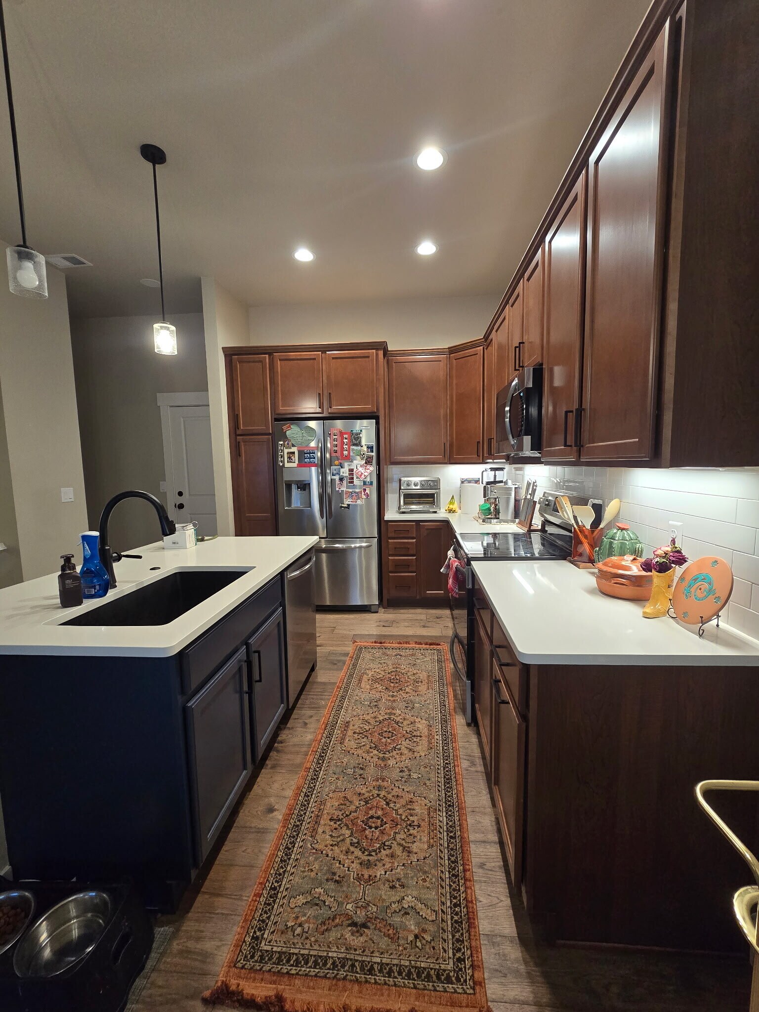 Building Photo - 8482 Cromwell Dr