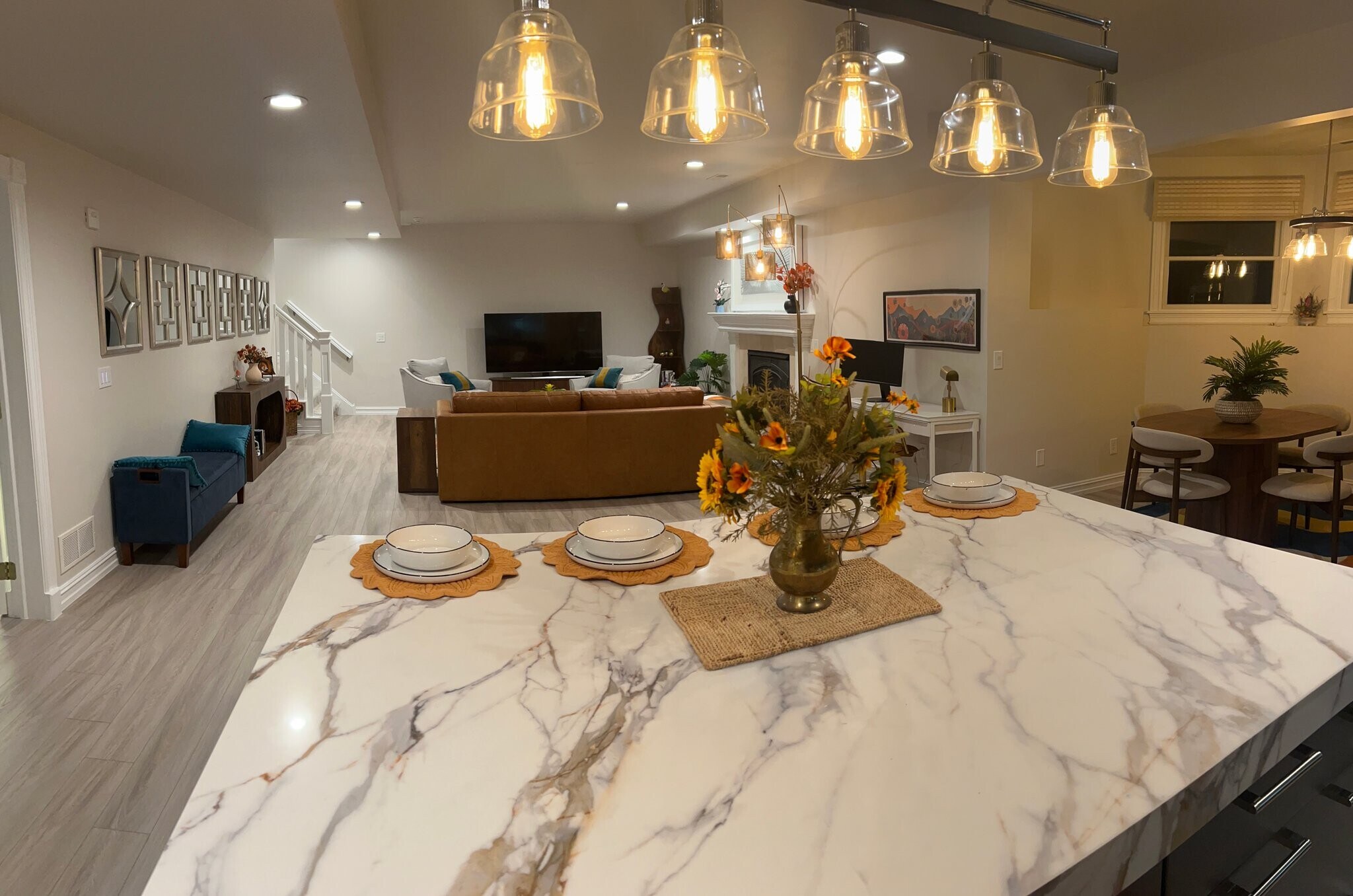 Building Photo - 6589 Rio Vista Ct