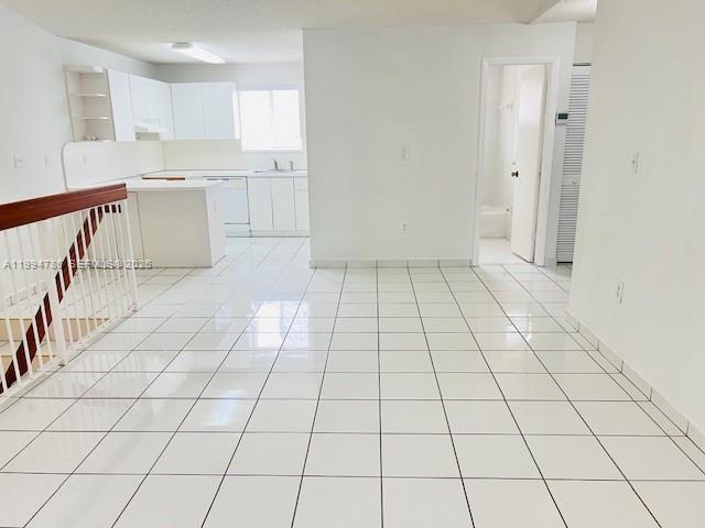 Building Photo - 3260 W 70th St