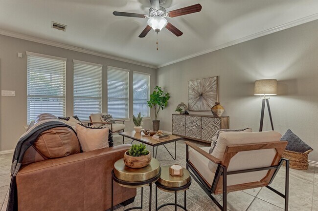 Building Photo - 2437 Branshill Dr