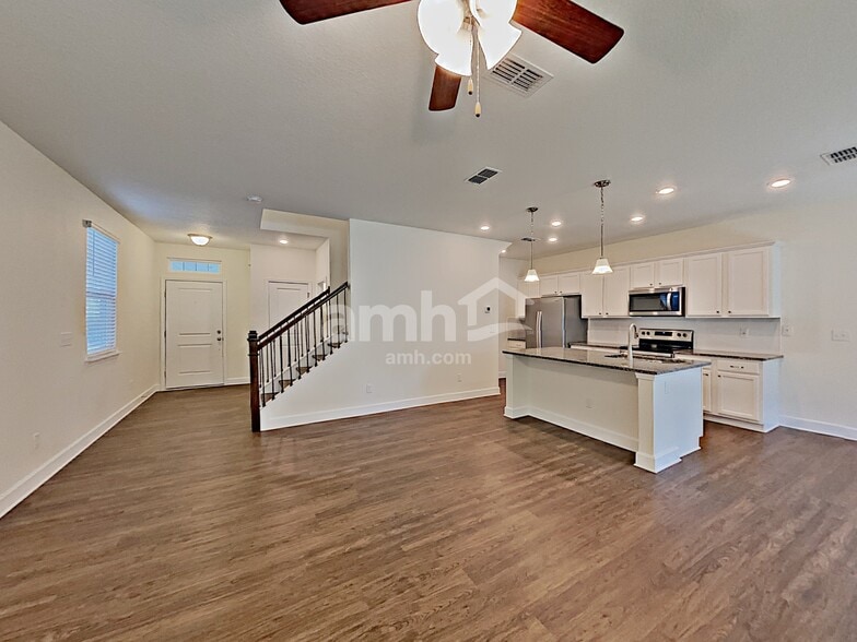 Building Photo - 2876 Calebs Cove Way