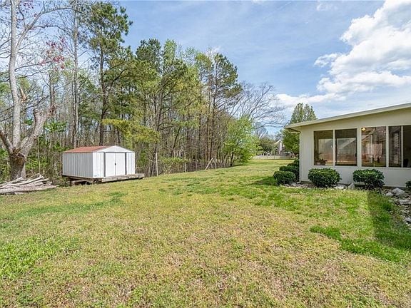 Building Photo - 2923 Drum Point Crescent