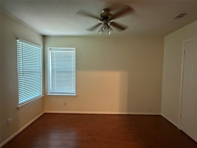 Building Photo - 3359 Dew Point Ln