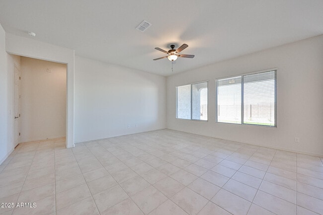 Building Photo - 25079 N 171st Ave