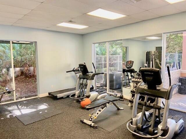 Building Photo - 1150 Town Center Dr