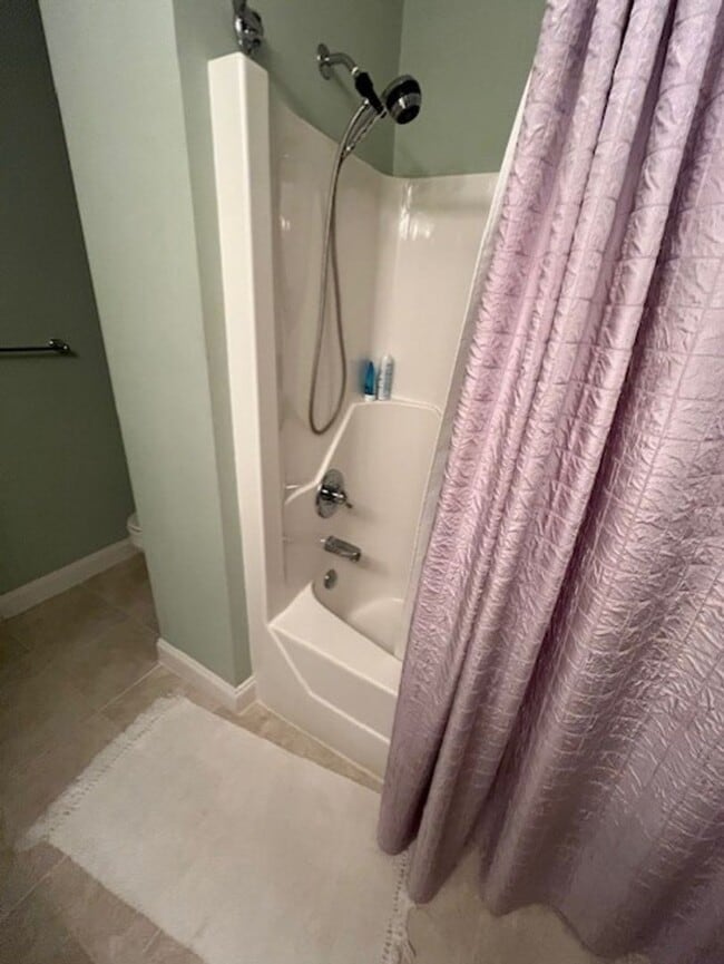 Building Photo - Welcome to Elegant Living in the Charming Porters Neck Plantation Community!