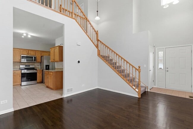 Building Photo - 2313 Stoughton Dr