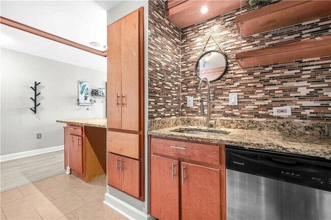 Building Photo - 375 Ralph McGill Blvd NE