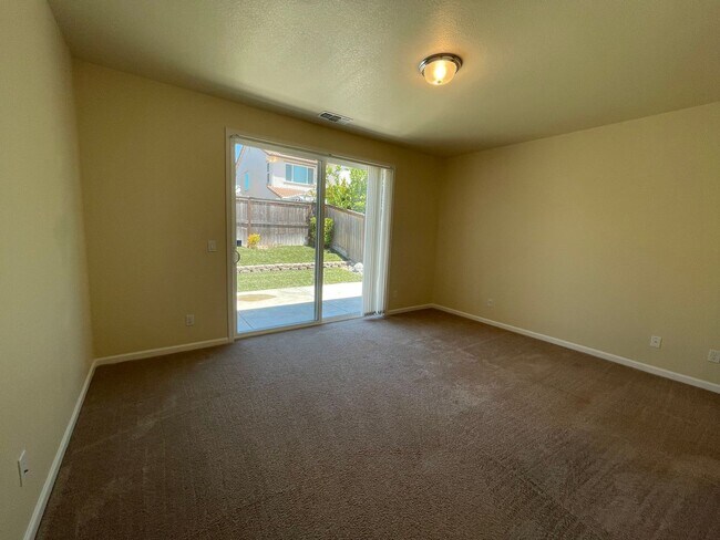 Building Photo - Beautiful Folsom Ranch Home