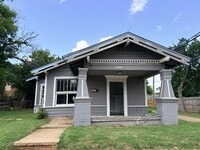 Building Photo - 2206 Avenue E