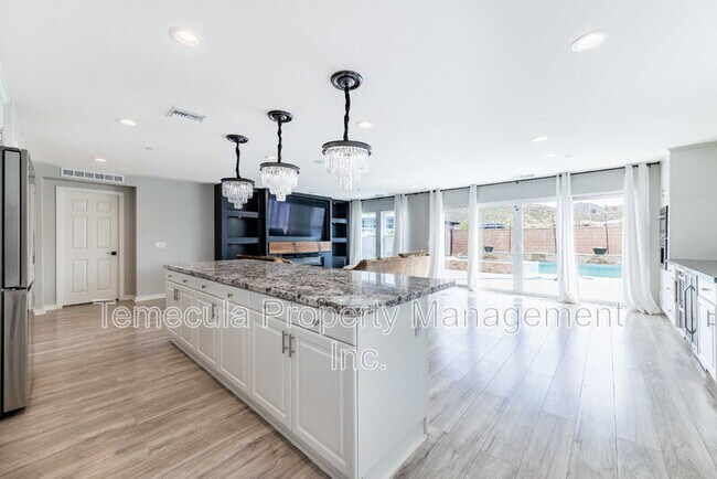 Building Photo - 28245 Digger Ln