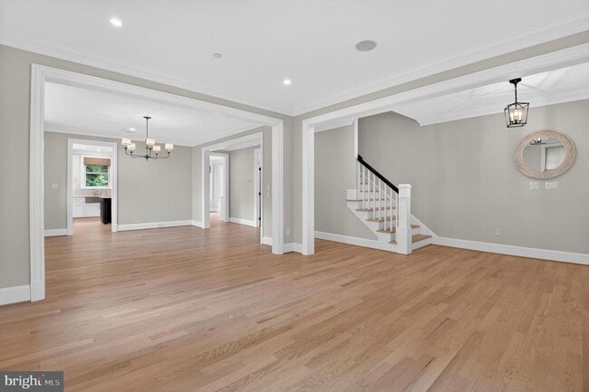 Building Photo - 5718 Huntington Pkwy