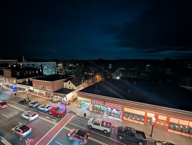 Building Photo - 55 N Main St