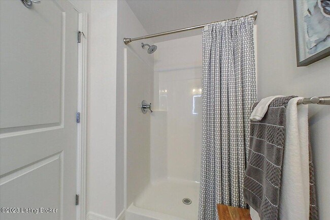 Building Photo - 10605 Meeting St