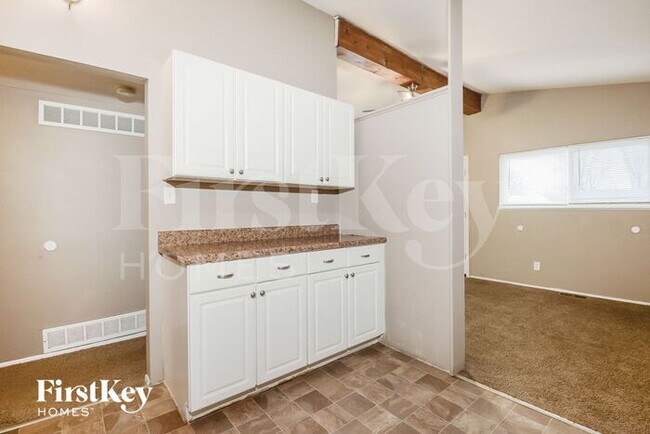 Building Photo - 1295 Ensenada Dr