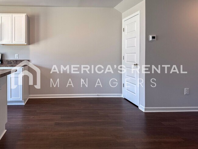 Building Photo - Home in Lincoln, AL for Rent! View with 48 Hours Notice!