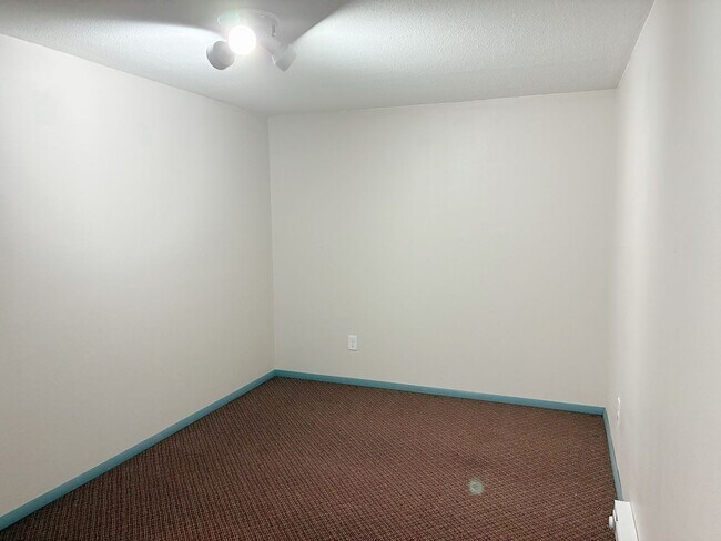 Building Photo - Spacious 5 Bed, 3 Bath Home for Rent in Idaho Falls!