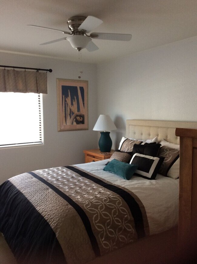 Building Photo - Sabino Canyon Furnished Vacation Home