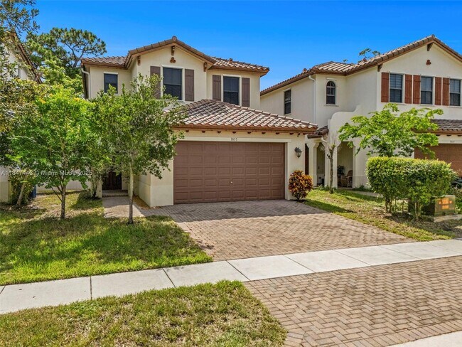 Building Photo - 3855 SW 90th Ave