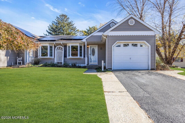 Building Photo - 5B Spring St