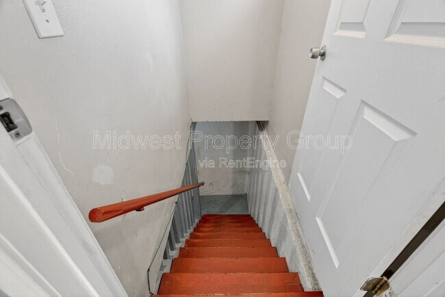 Building Photo - 153 Bascom Dr