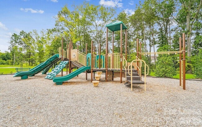 Building Photo - 344 Cedar Knoll Cir