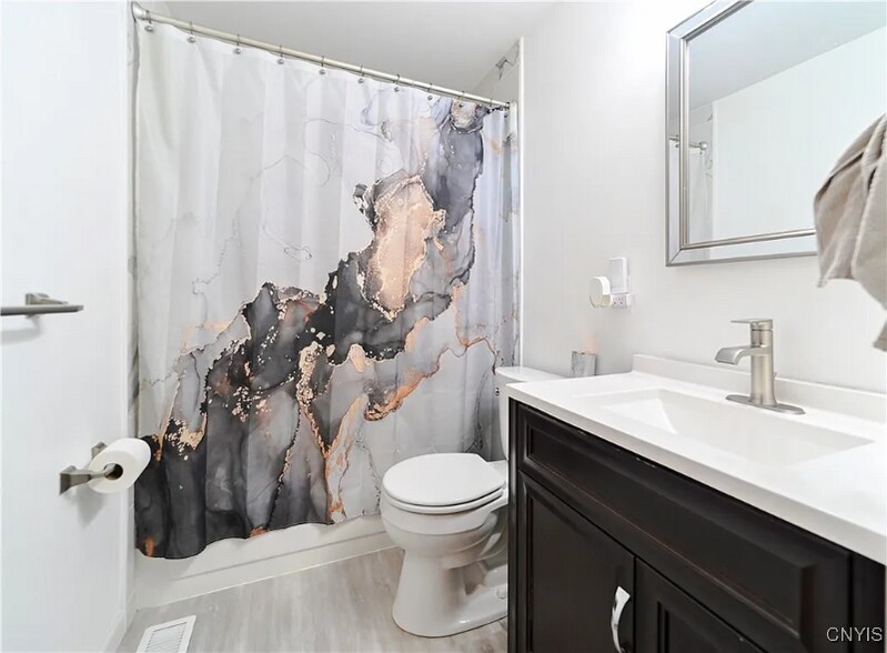 Building Photo - 8003 Bamm Hollow Rd