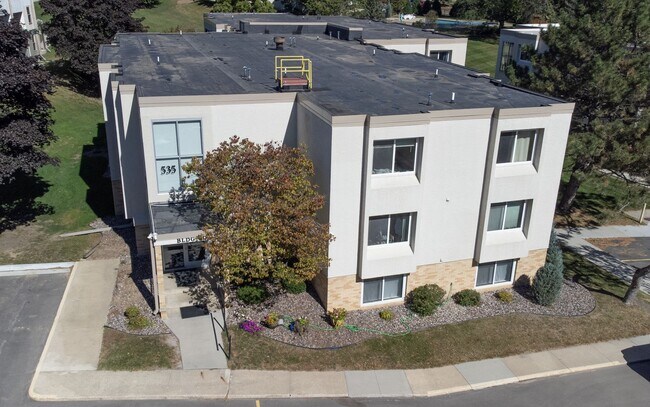 Building Photo - 1 bed, 1 bath close proximity to downtown!