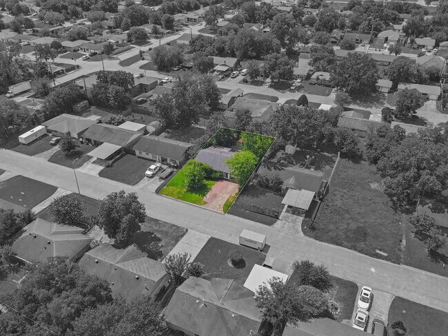 Building Photo - 5242 Greylog Dr