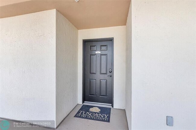 Building Photo - 4317 Tuscany Way