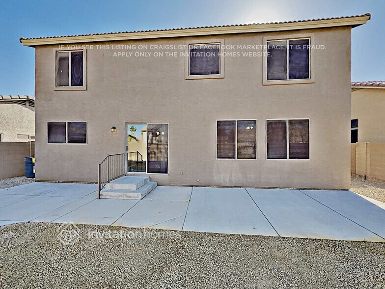 Building Photo - 16105 N 159th Dr