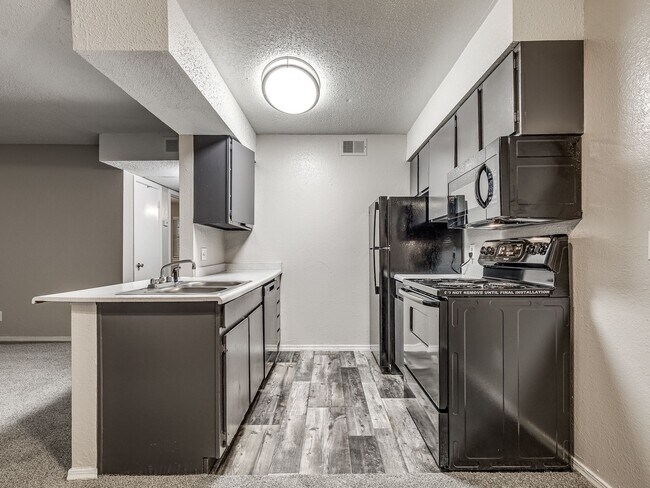 23 East - Kitchen - 23 East Apartments