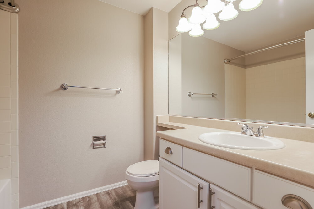 Building Photo - 11357 E 116th Ave