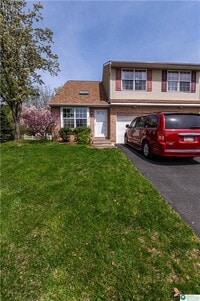 Building Photo - 2717 Tamlynn Ln